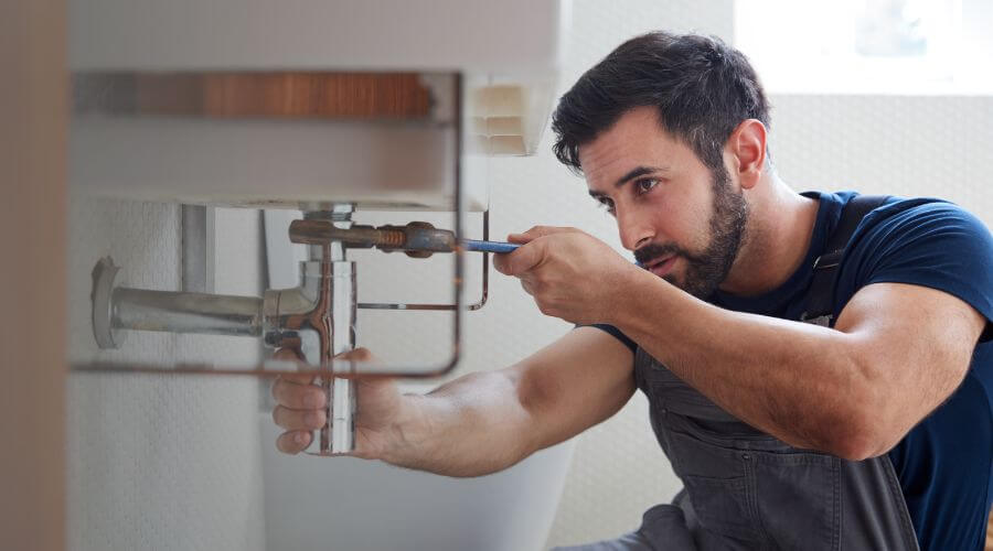 Professional water heater installation services in Carlsbad, TX